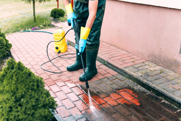 Fence Pressure Washing in Gardiner, ME
