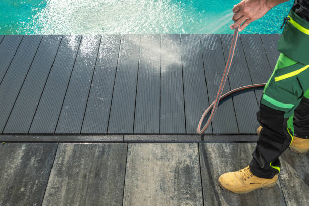 Best Pressure Washing Siding  in Gardiner, ME